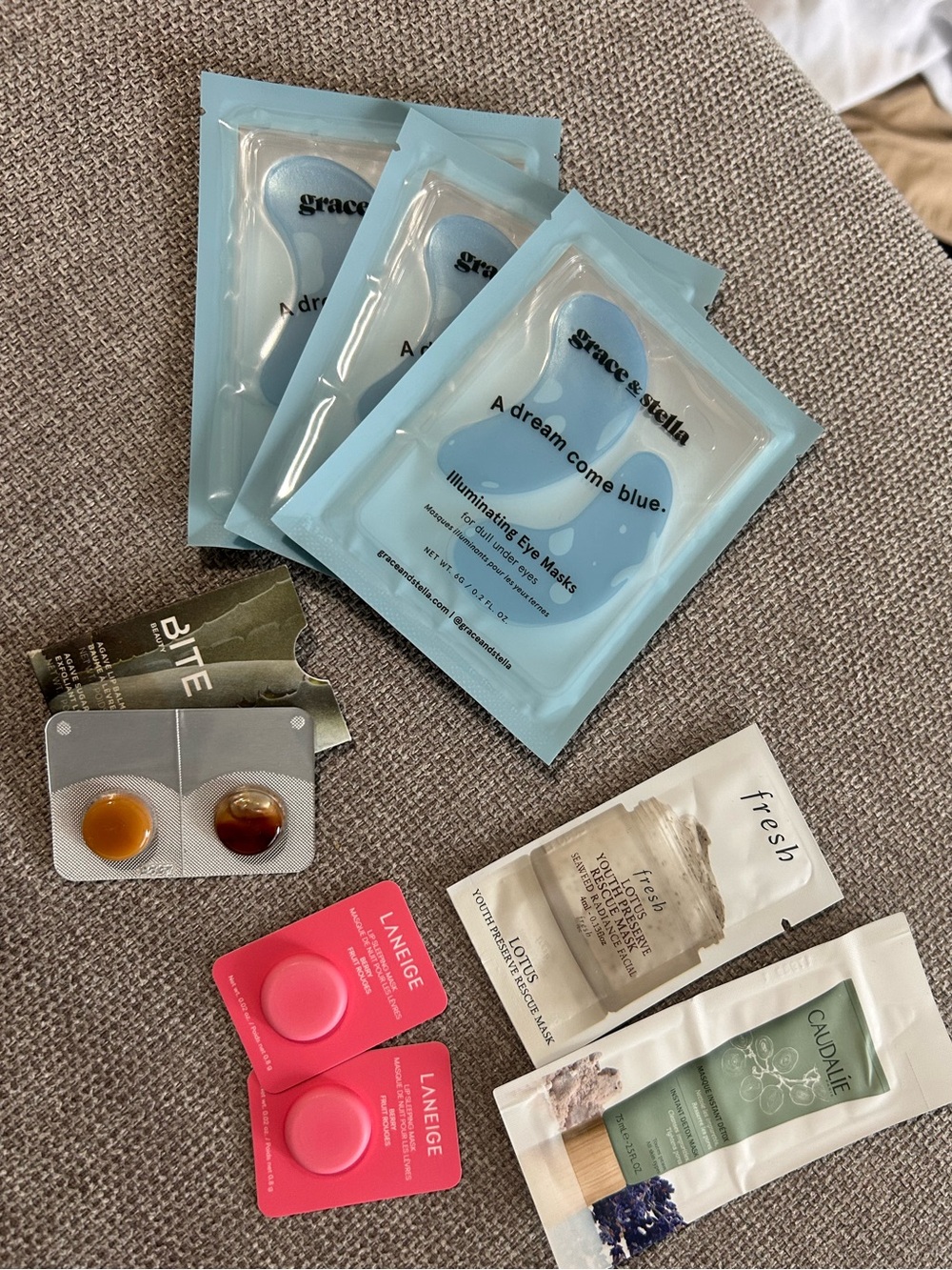 bundle 3- lips & under eyes + mask